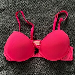 Candie's Bright Pink Bra